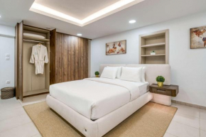 Voula Luxury Modern Living 1 Bd Apt with Garden